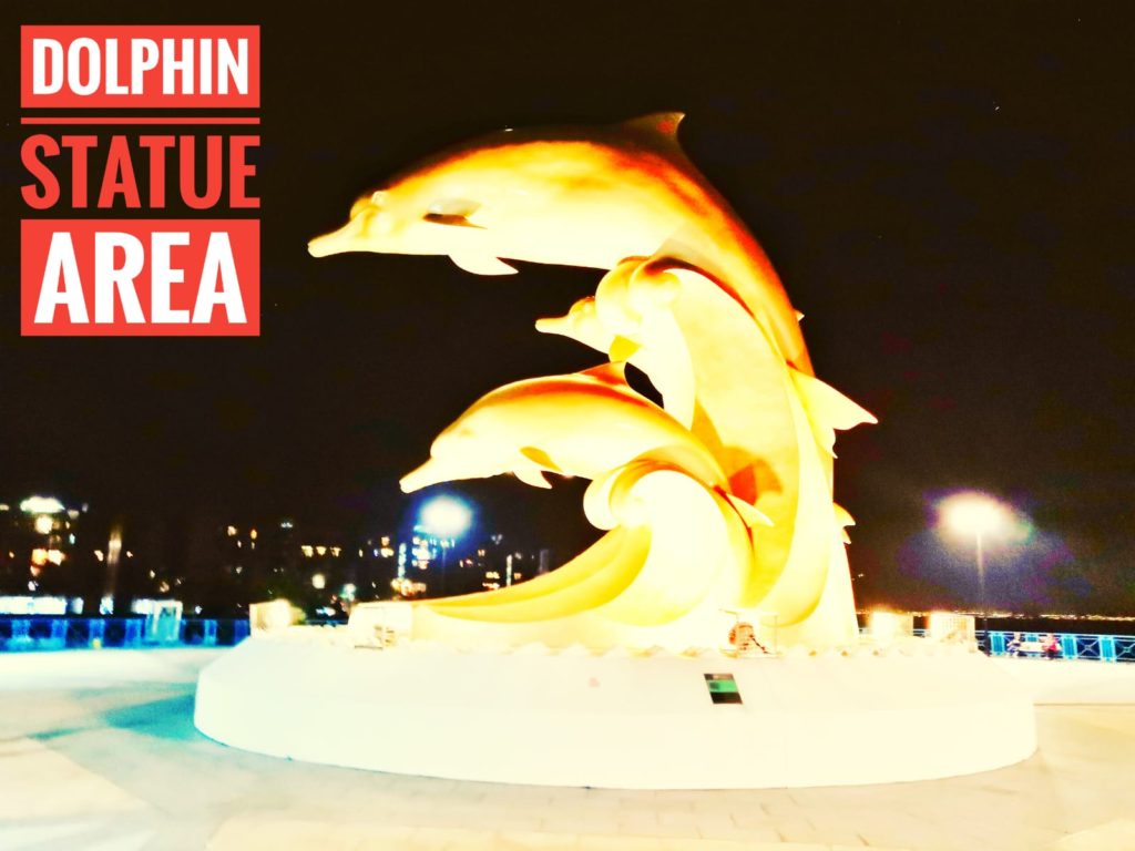 Gold Coast Dolphin statue area