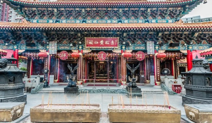 Wong Tai Sin Temple: A Spiritual Heart in Hong Kong