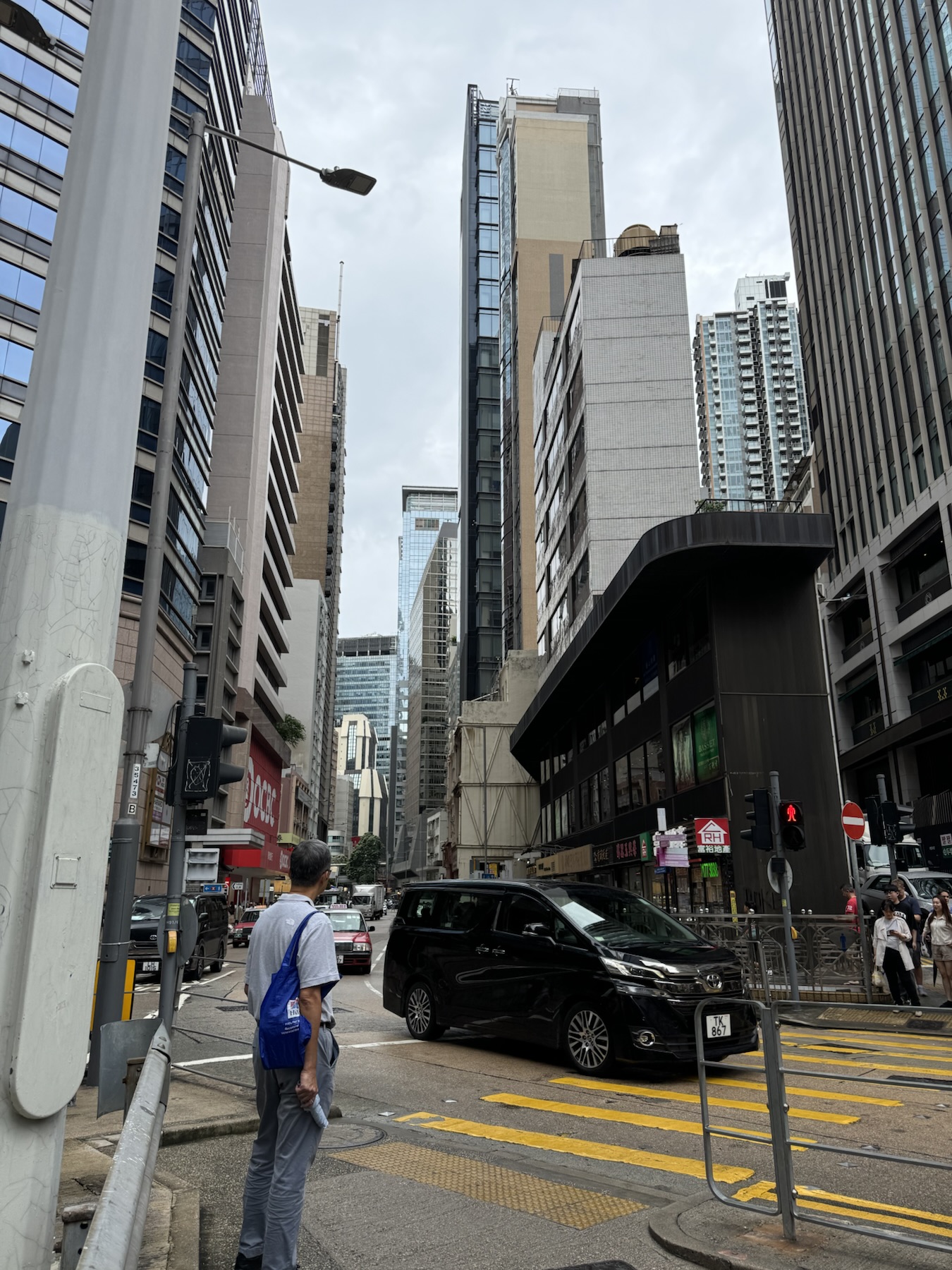 Street Art and Culture: Discover Hong Kong’s Creative Side