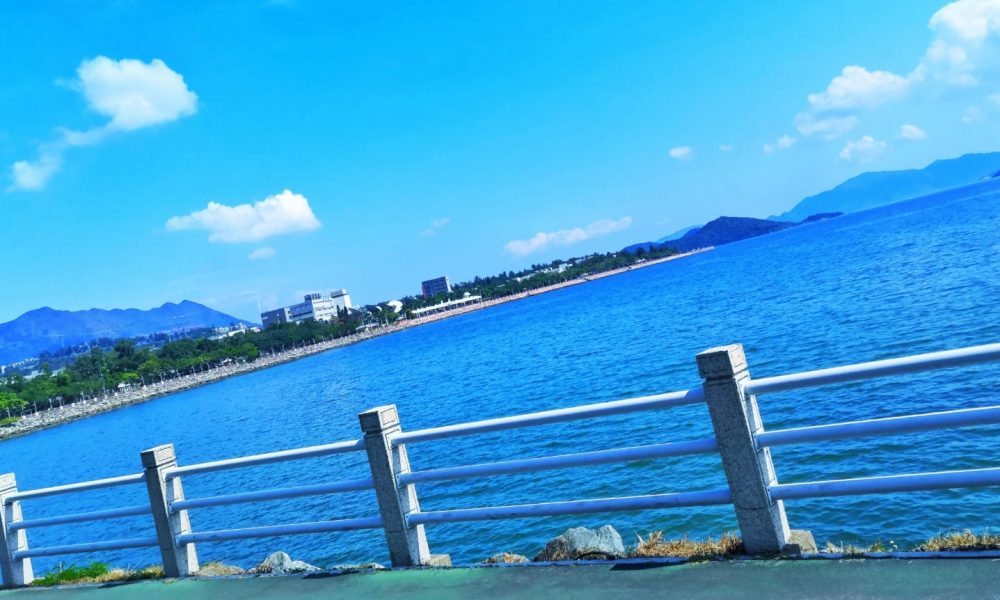 Tolo harbour promenade